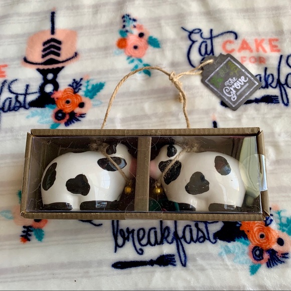 🐄 Cow Salt & Pepper Shakers 🐄 - Picture 4 of 10